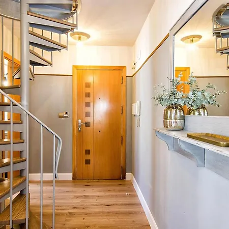 Chezmoihomes Duplex Cathedral Apartment *