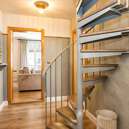 Chezmoihomes Duplex Cathedral Apartment Granada
