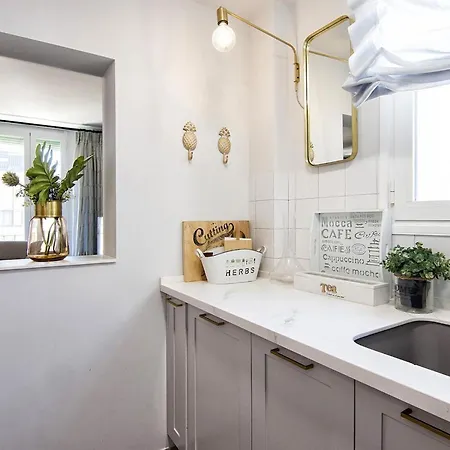 Chezmoihomes Duplex Cathedral Apartment